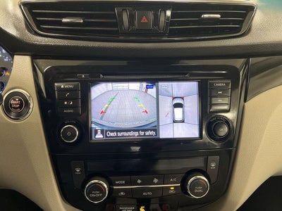 2022 Nissan Rogue Sport SV