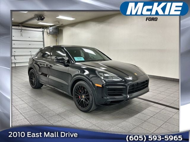 2022 Porsche Cayenne Coupe GTS
