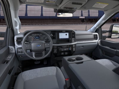 2026 Ford Super Duty F-350® XLT