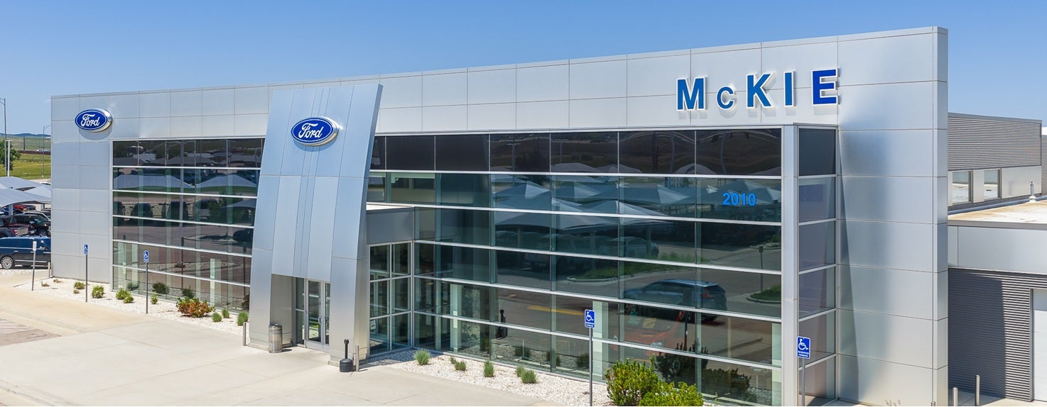 mckie-ford-dealership-entrance